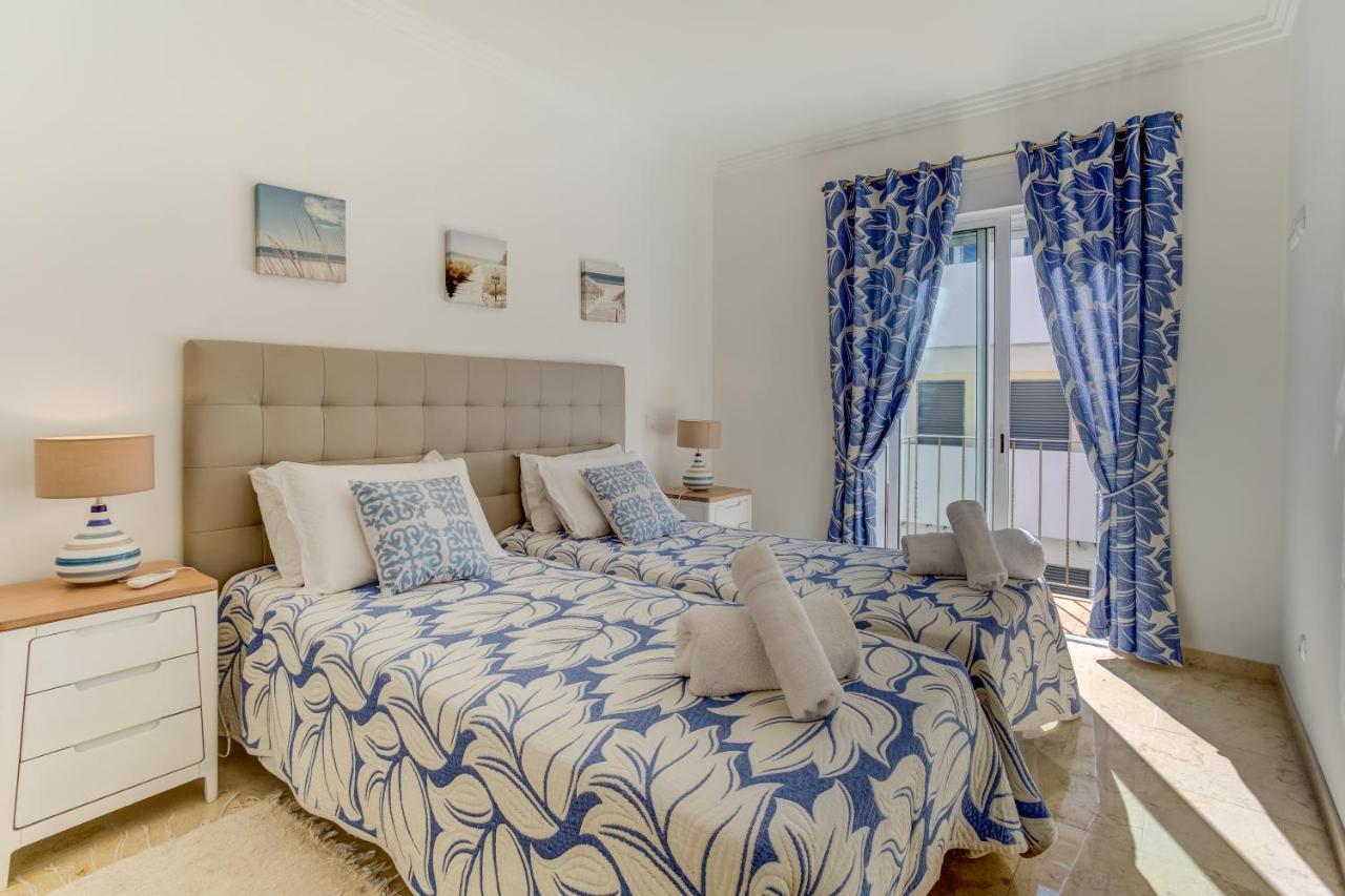 Casa Sunset - Beautiful Apartments In The Centre Of Alvor With Roof Terrace Exterior photo