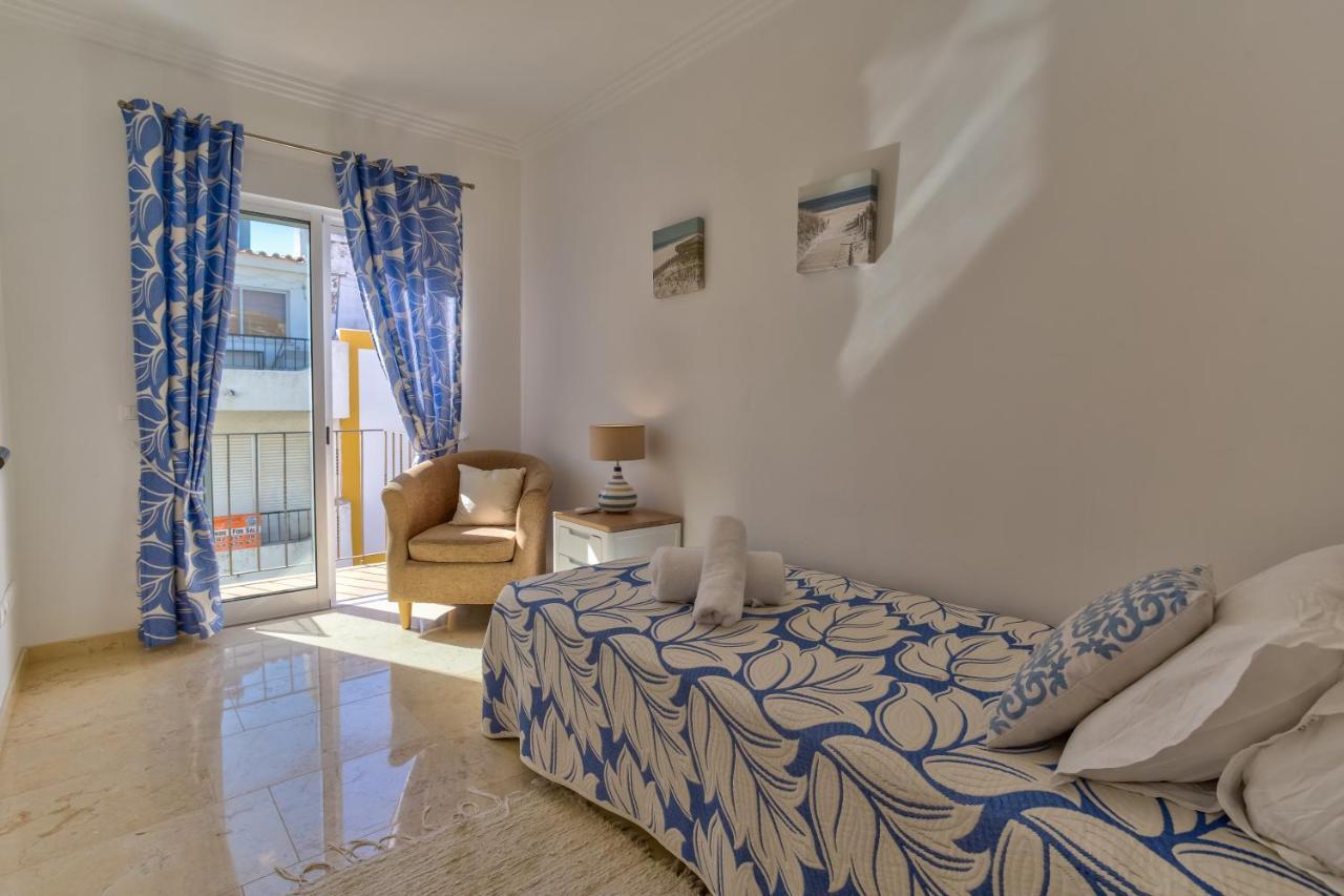 Casa Sunset - Beautiful Apartments In The Centre Of Alvor With Roof Terrace Exterior photo